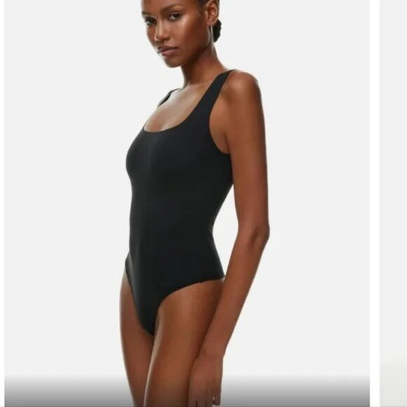 Aritzia Babaton Contour Tank Black Square-Neck Tank Bodysuit Size XS - Picture 1 of 6